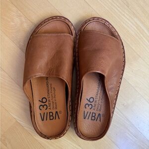 VIBA Saint Tropez Sandals in Cognac